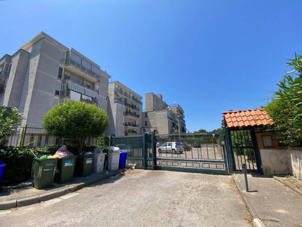 appartamento in vendita a Pozzuoli in zona Monterusciello
