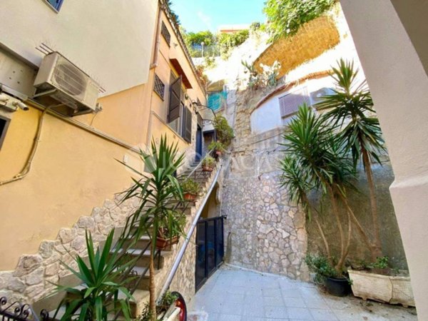 appartamento in vendita a Pozzuoli