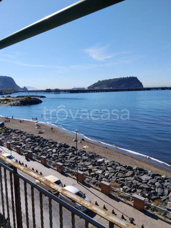 appartamento in vendita a Pozzuoli