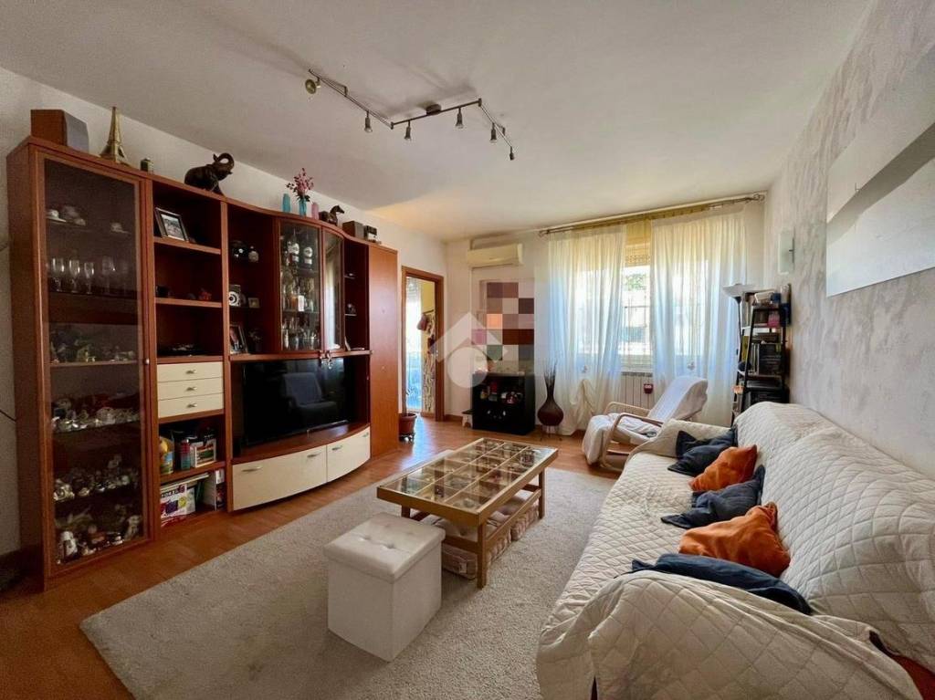 appartamento in vendita a Pozzuoli in zona Monterusciello