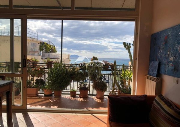 appartamento in vendita a Pozzuoli