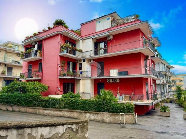 appartamento in vendita a Pozzuoli in zona Arco Felice