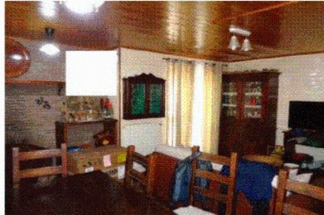 locale commerciale in vendita a Pozzuoli