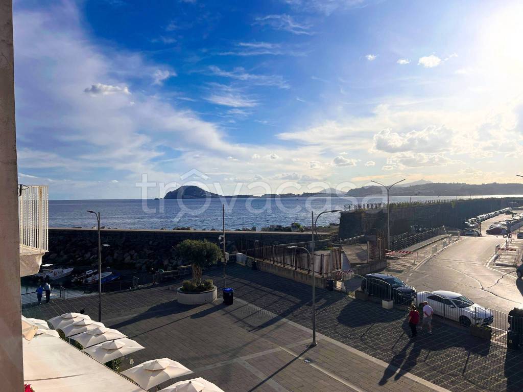 appartamento in vendita a Pozzuoli