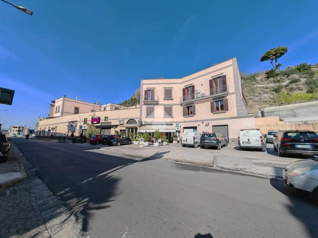 appartamento in vendita a Pozzuoli in zona Arco Felice