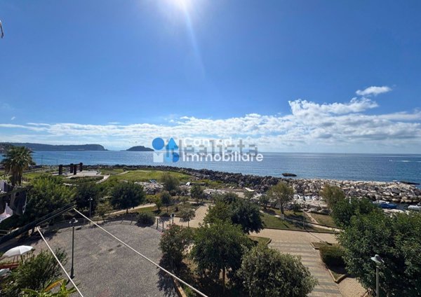 appartamento in vendita a Pozzuoli