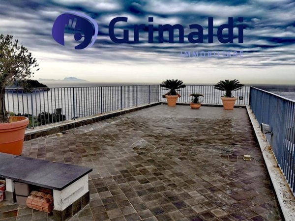 appartamento in vendita a Pozzuoli
