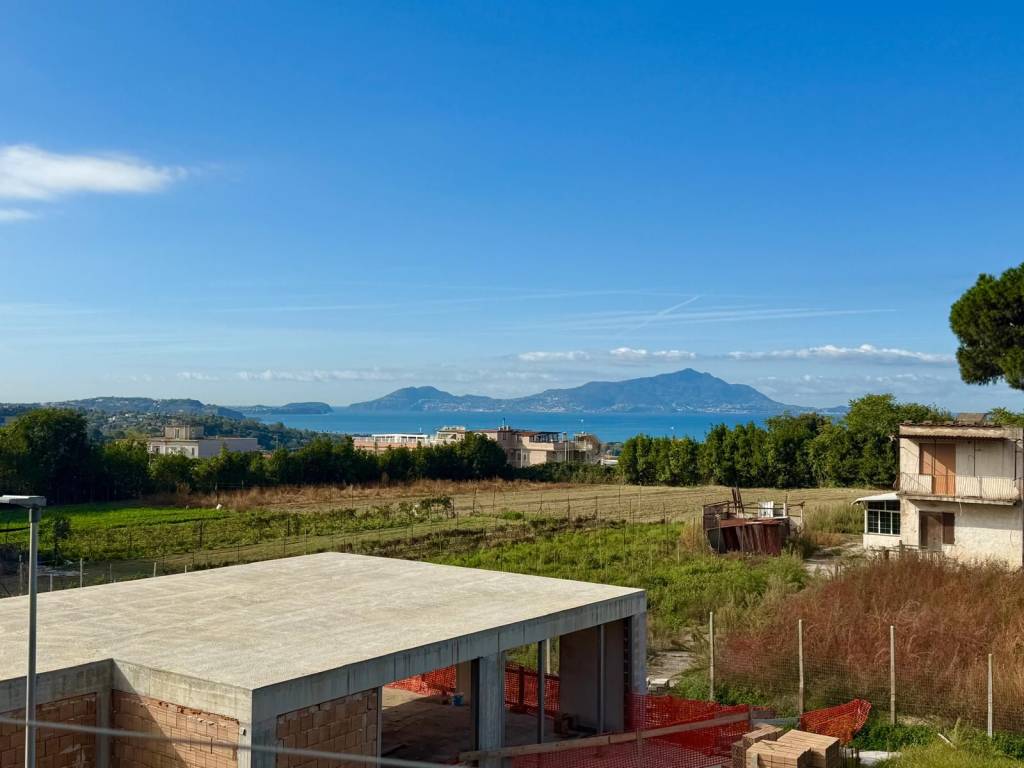 appartamento in vendita a Pozzuoli in zona Monterusciello