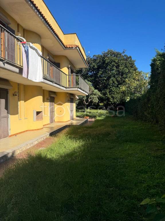 casa indipendente in vendita a Pozzuoli