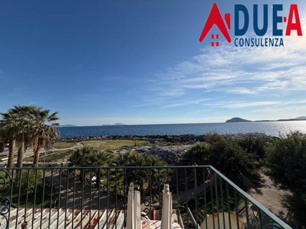appartamento in vendita a Pozzuoli in zona Licola Lido