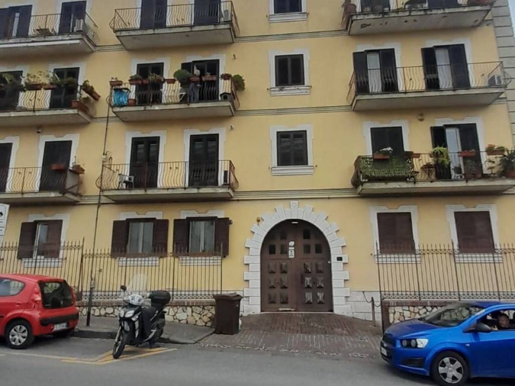 appartamento in vendita a Pozzuoli in zona Solfatara