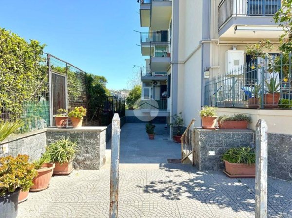 appartamento in vendita a Pozzuoli in zona Arco Felice