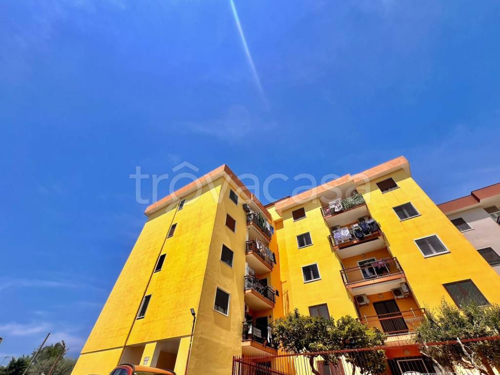 appartamento in vendita a Pozzuoli in zona Monterusciello