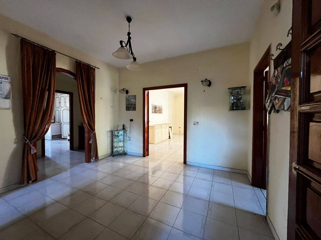 appartamento in vendita a Pozzuoli in zona Monterusciello