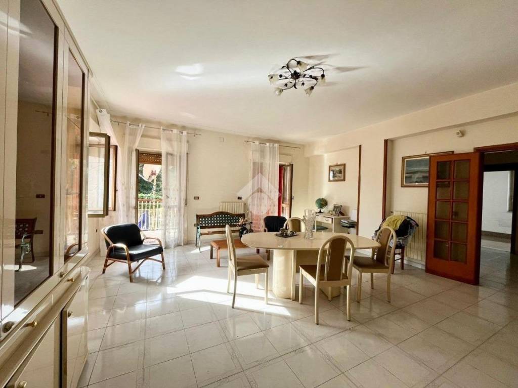 appartamento in vendita a Pozzuoli in zona Monterusciello