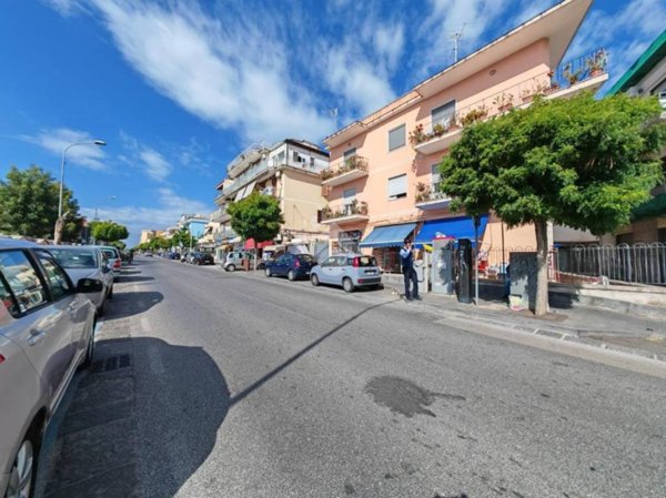 appartamento in vendita a Pozzuoli in zona Arco Felice