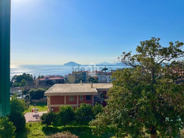 casa indipendente in vendita a Pozzuoli in zona Solfatara