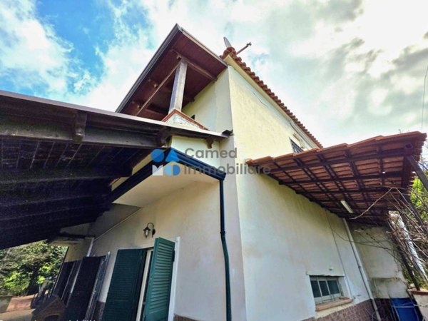 casa indipendente in vendita a Pozzuoli