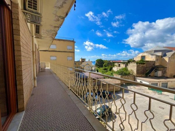 appartamento in vendita a Pozzuoli