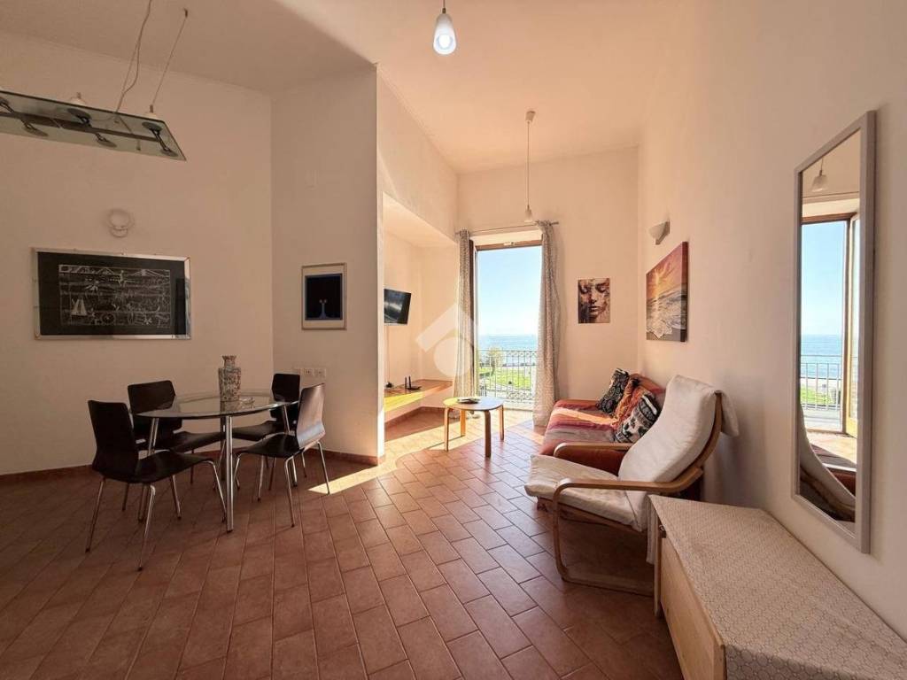 appartamento in vendita a Pozzuoli