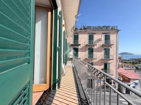 appartamento in vendita a Pozzuoli