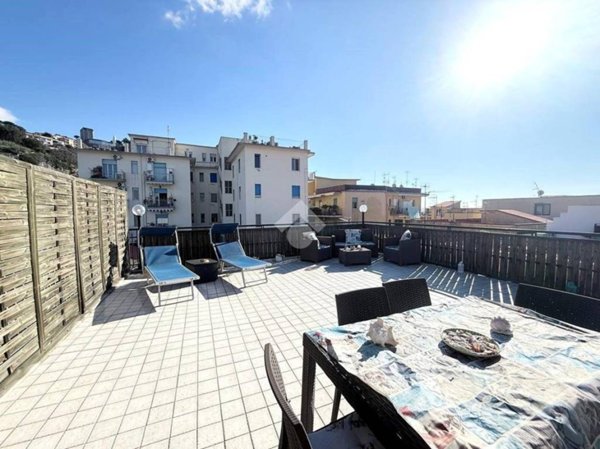 appartamento in vendita a Pozzuoli