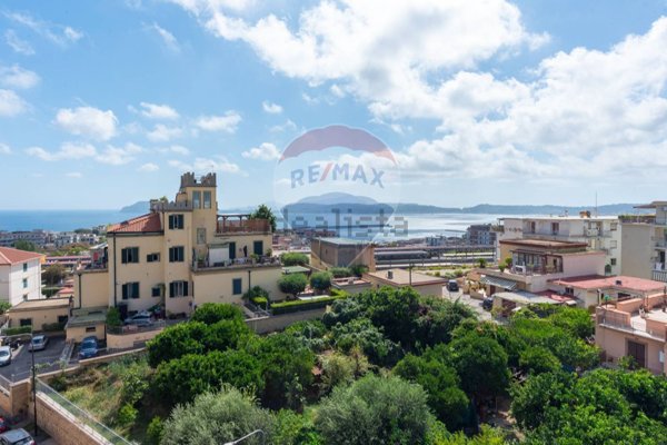 appartamento in vendita a Pozzuoli