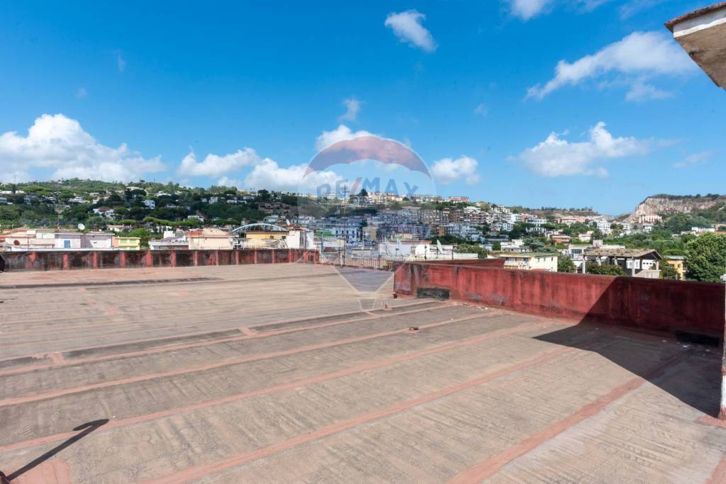 appartamento in vendita a Pozzuoli