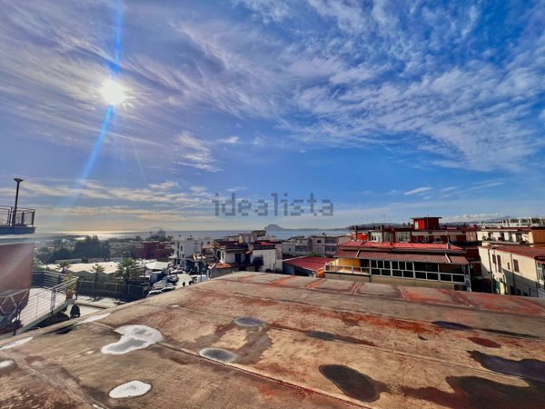 appartamento in vendita a Pozzuoli in zona Arco Felice