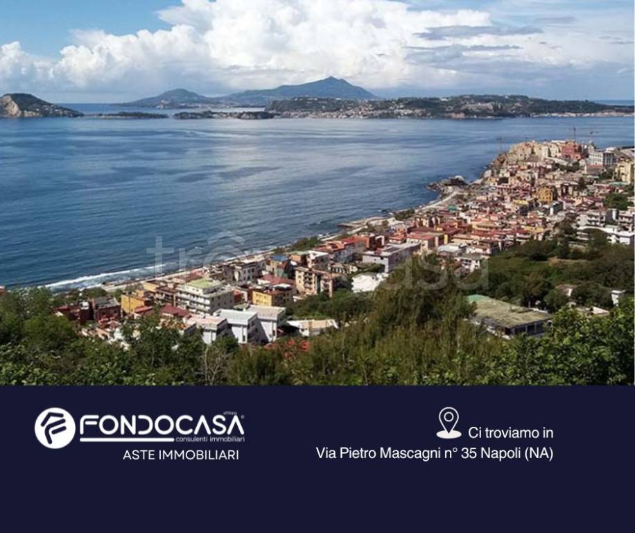 casa indipendente in vendita a Pozzuoli