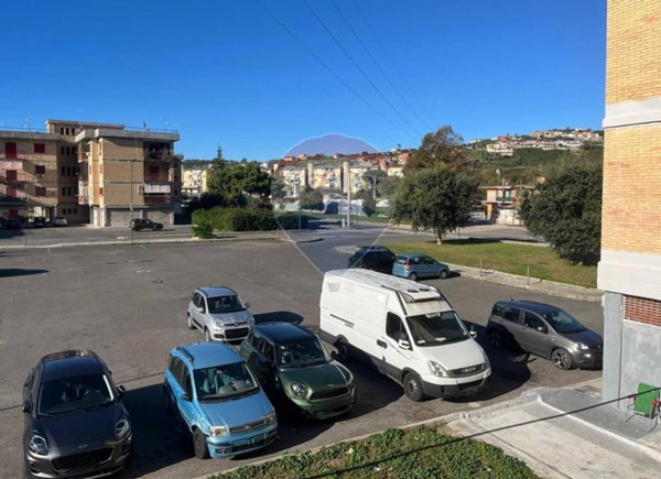 appartamento in vendita a Pozzuoli in zona Toiano