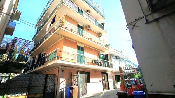 appartamento in vendita a Pozzuoli in zona Solfatara