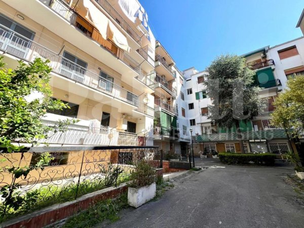 appartamento in vendita a Pozzuoli in zona Solfatara