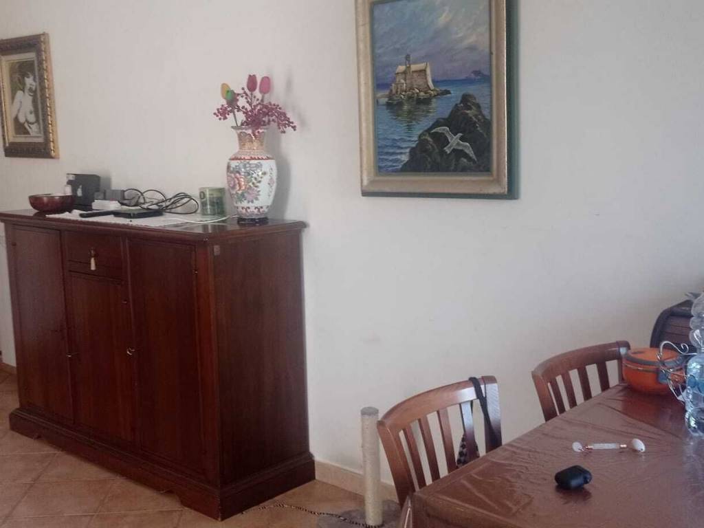 appartamento in vendita a Pozzuoli in zona Solfatara