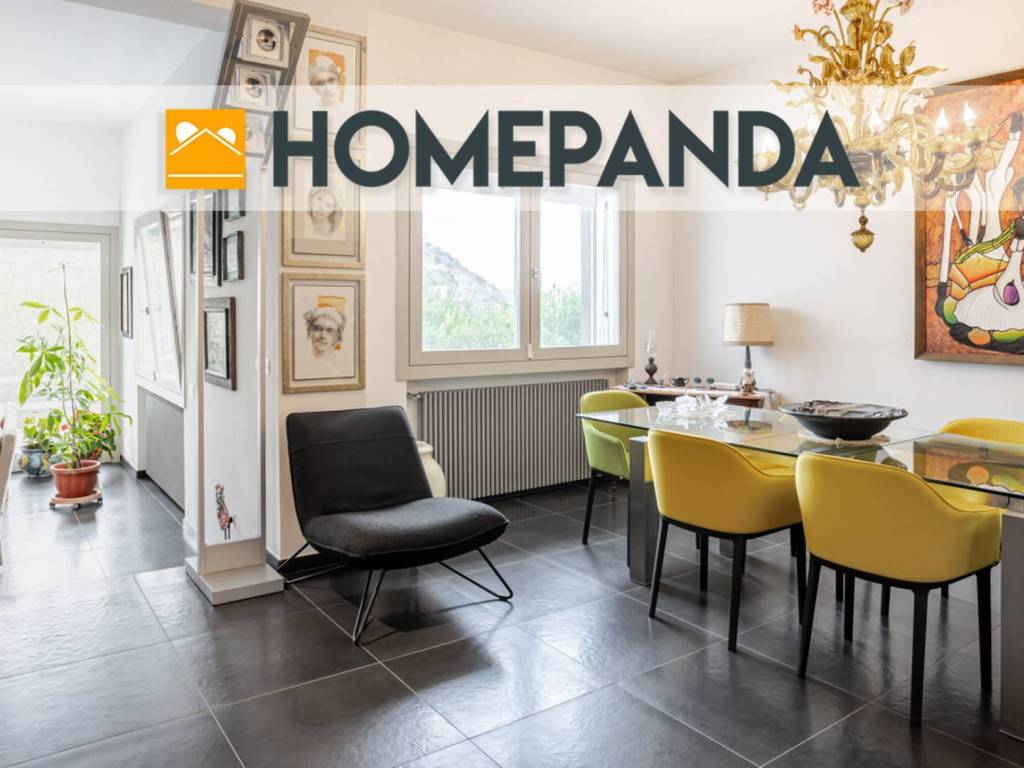 casa indipendente in vendita a Pozzuoli