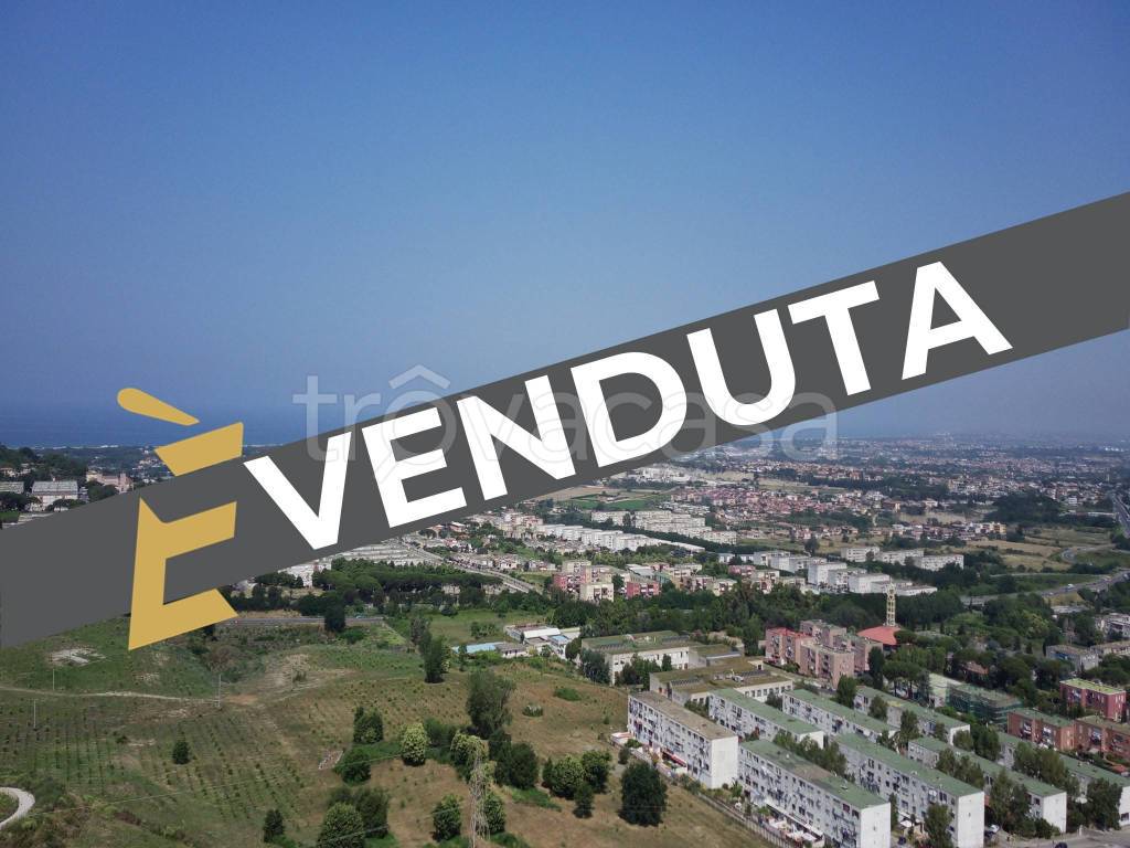 appartamento in vendita a Pozzuoli in zona Monterusciello