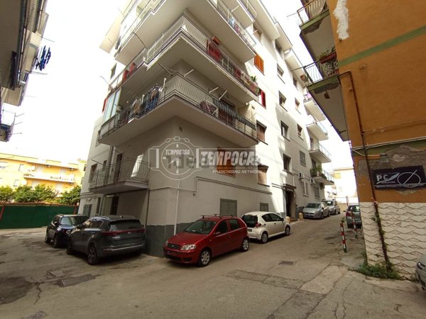 appartamento in vendita a Pozzuoli