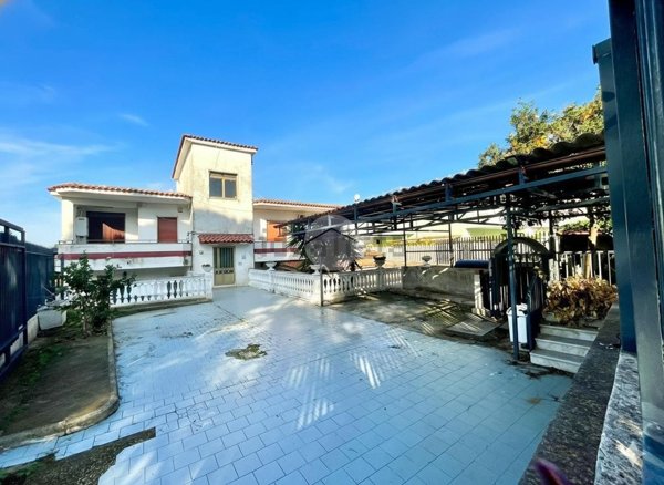 appartamento in vendita a Pozzuoli in zona Licola Lido