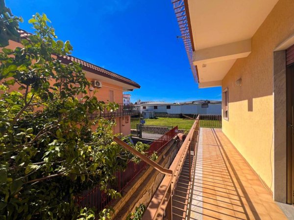 appartamento in vendita a Pozzuoli in zona Monterusciello