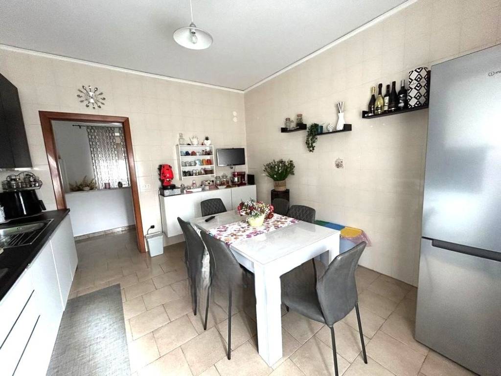 appartamento in vendita a Pozzuoli in zona Monterusciello