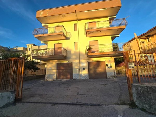 appartamento in vendita a Pozzuoli in zona Monterusciello