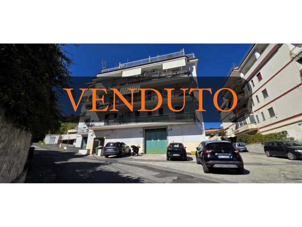 appartamento in vendita a Pozzuoli in zona Pisciarelli