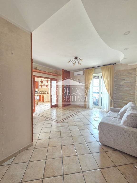 appartamento in vendita a Pozzuoli in zona Solfatara