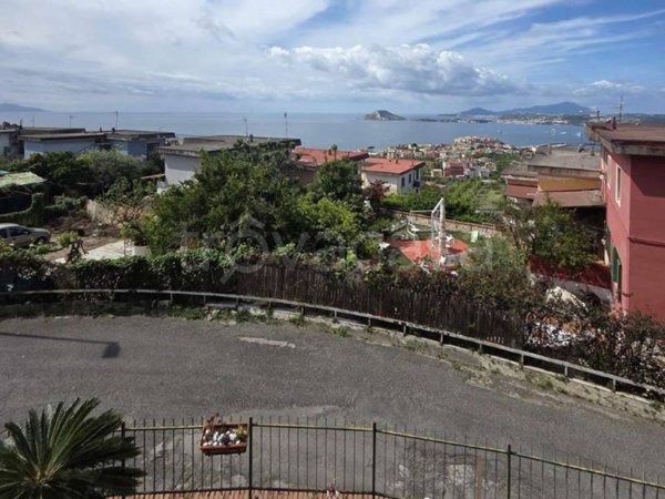 appartamento in vendita a Pozzuoli in zona Solfatara
