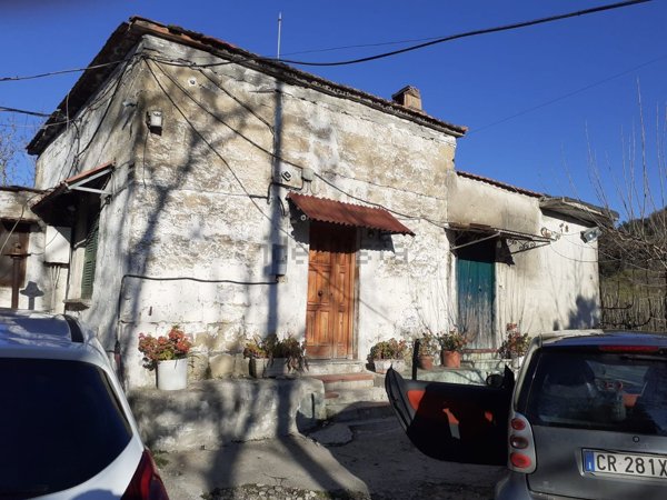 appartamento in vendita a Pozzuoli in zona Cuma