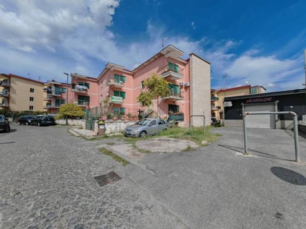 appartamento in vendita a Pozzuoli in zona Arco Felice