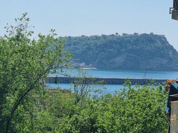 appartamento in vendita a Pozzuoli