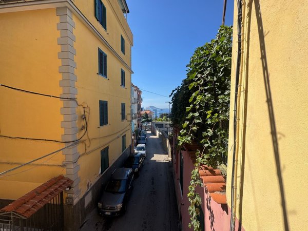 appartamento in vendita a Pozzuoli