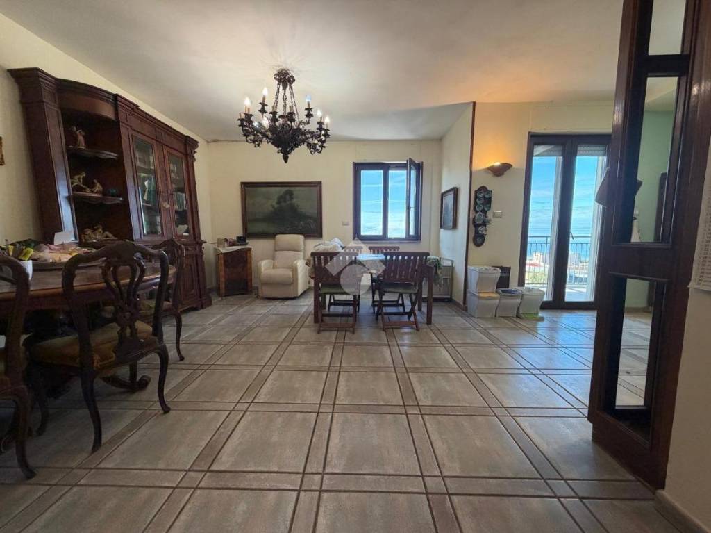 appartamento in vendita a Pozzuoli in zona Monterusciello