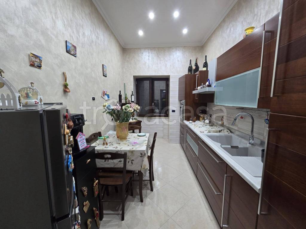 appartamento in vendita a Pozzuoli in zona Monterusciello